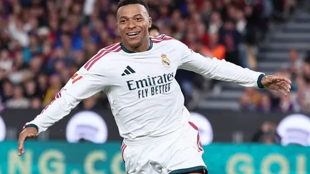 Mbappé se disculpa por su comentario 