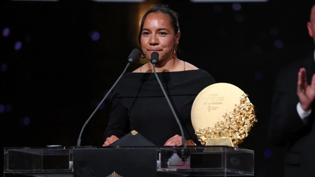 La hazaña de Charlyn Corral, la jugadora que hizo historia para México al ganar el premio a la mejor delantera en el Balón de Oro - Ilustración 1