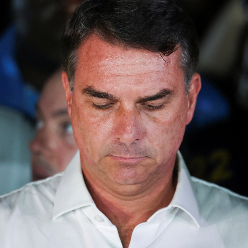 Estados Unidos concederá visas a Flávio Bolsonaro y su familia tras su salida de Brasil - Ilustración 2