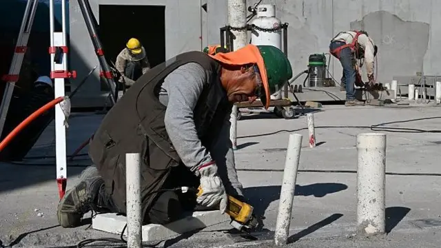 Por qué Chile enfrenta una crisis económica con récord de desempleo en medio de las políticas de austeridad de Kast - Ilustración 1