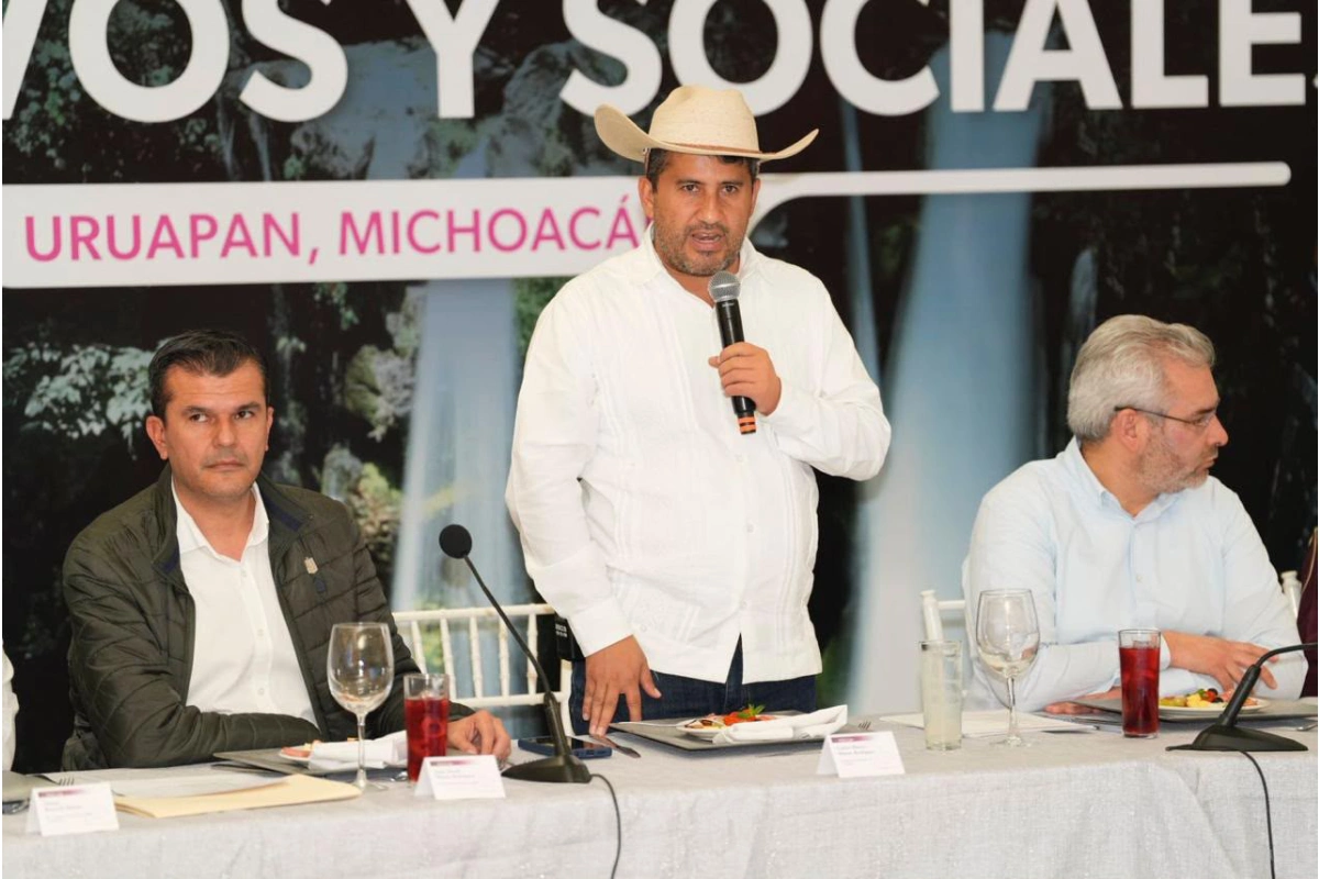 “Me duele que me digan Caín”: Juan Manzo, a un año del asesinato del alcalde de Uruapan | Grupo Animal - Ilustración 2